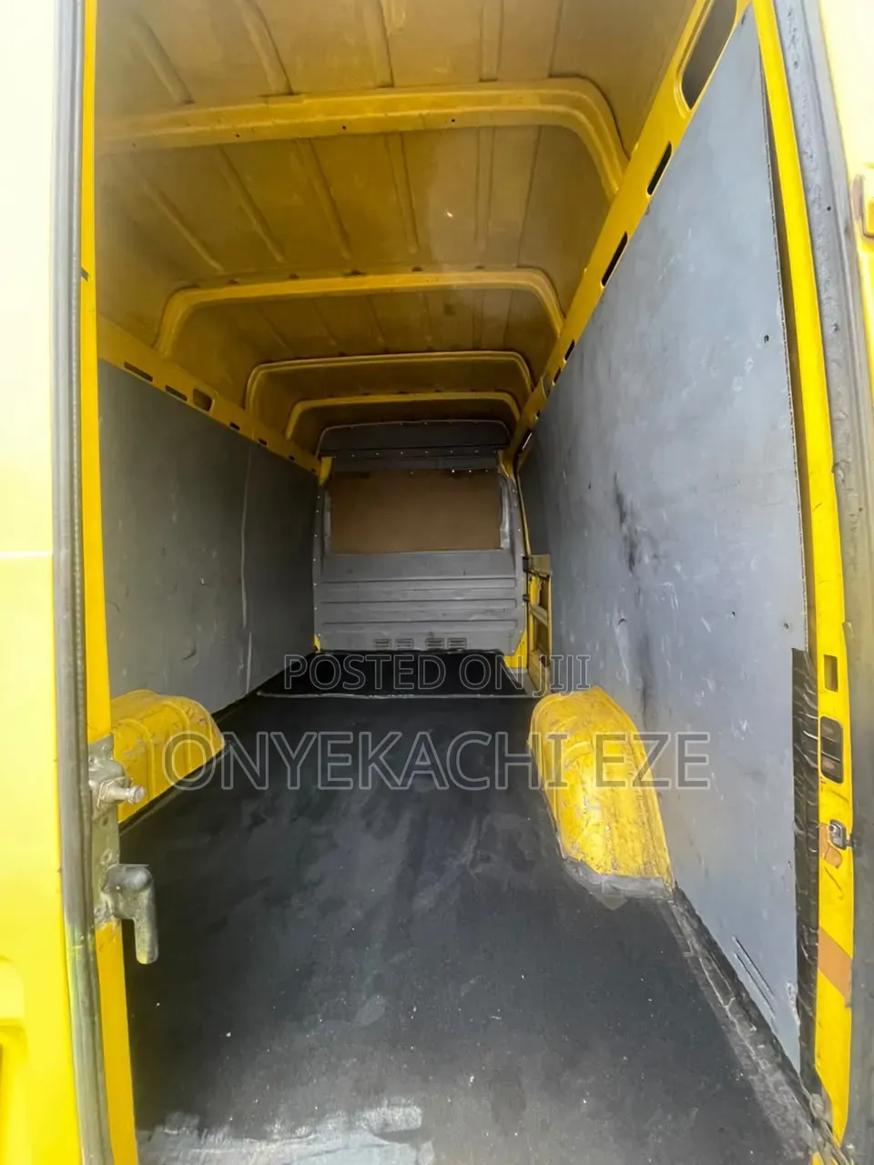 Volkswagen LT 2005 Yellow