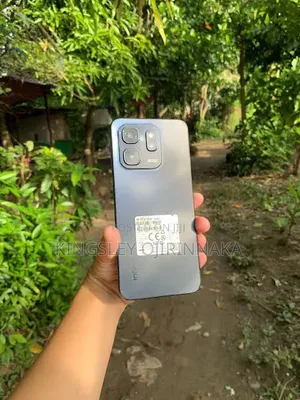 Infinix Hot 50i 128 GB Blue