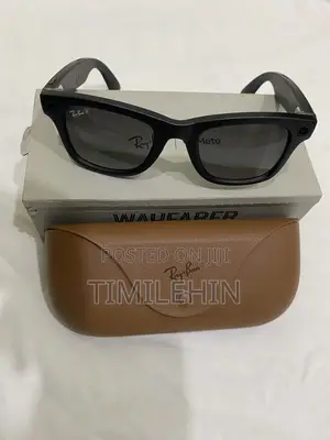 Ray Ban Meta Wayfarer Gen 2 Smart Glasses - Complete Box