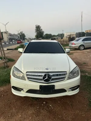 Mercedes-Benz C300 2010 White