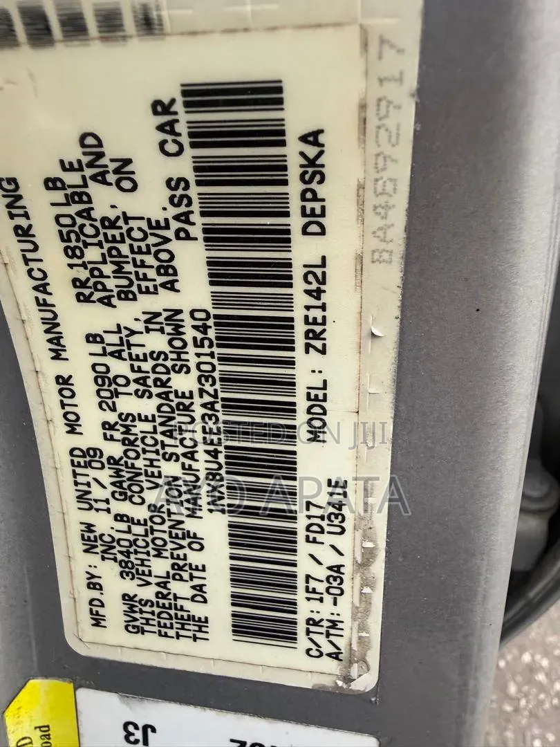 Toyota Corolla 2010 Silver