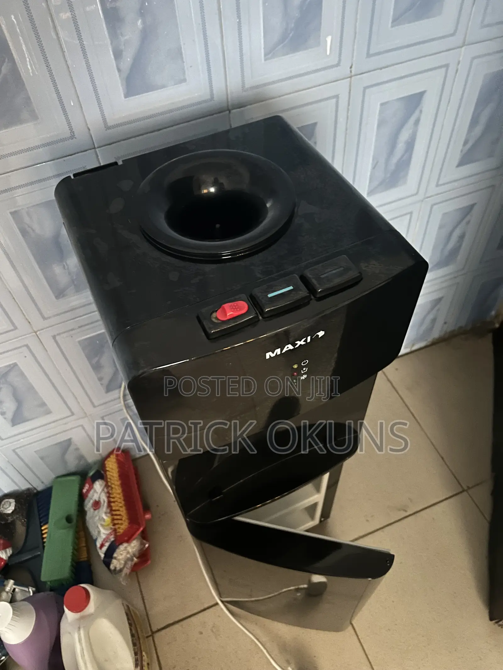 Water Dispenser