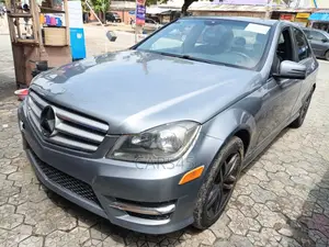 Mercedes-Benz C300 2013 Silver