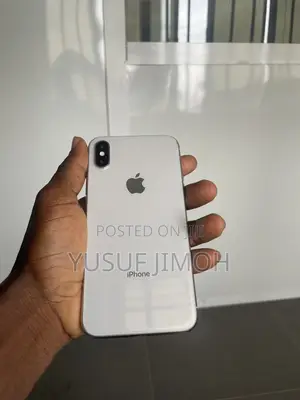 Apple iPhone X 64 GB White