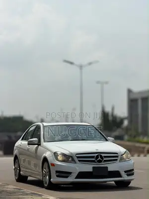 Mercedes-Benz C300 Luxury 4Matic Sedan AWD (3.5L 6cyl 7A) 2014 White