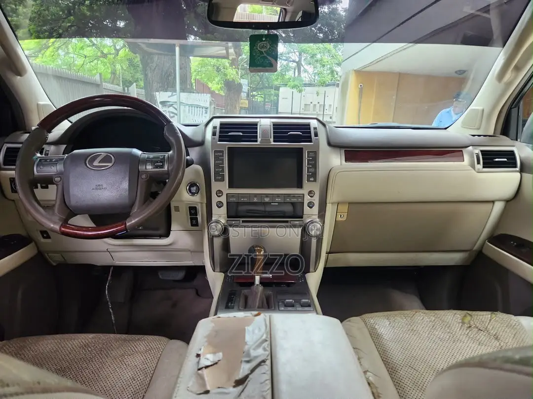 Lexus GX 2013 White