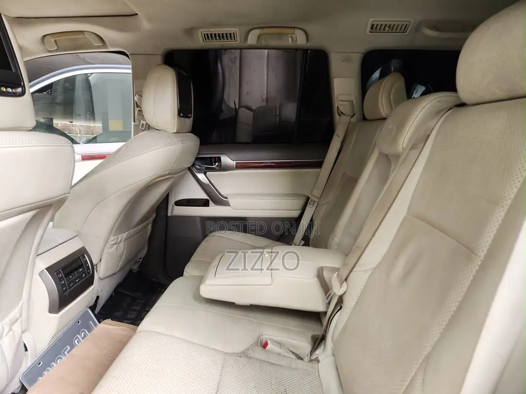 Lexus GX 2013 White