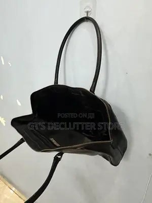 Black Causal Hand Bag