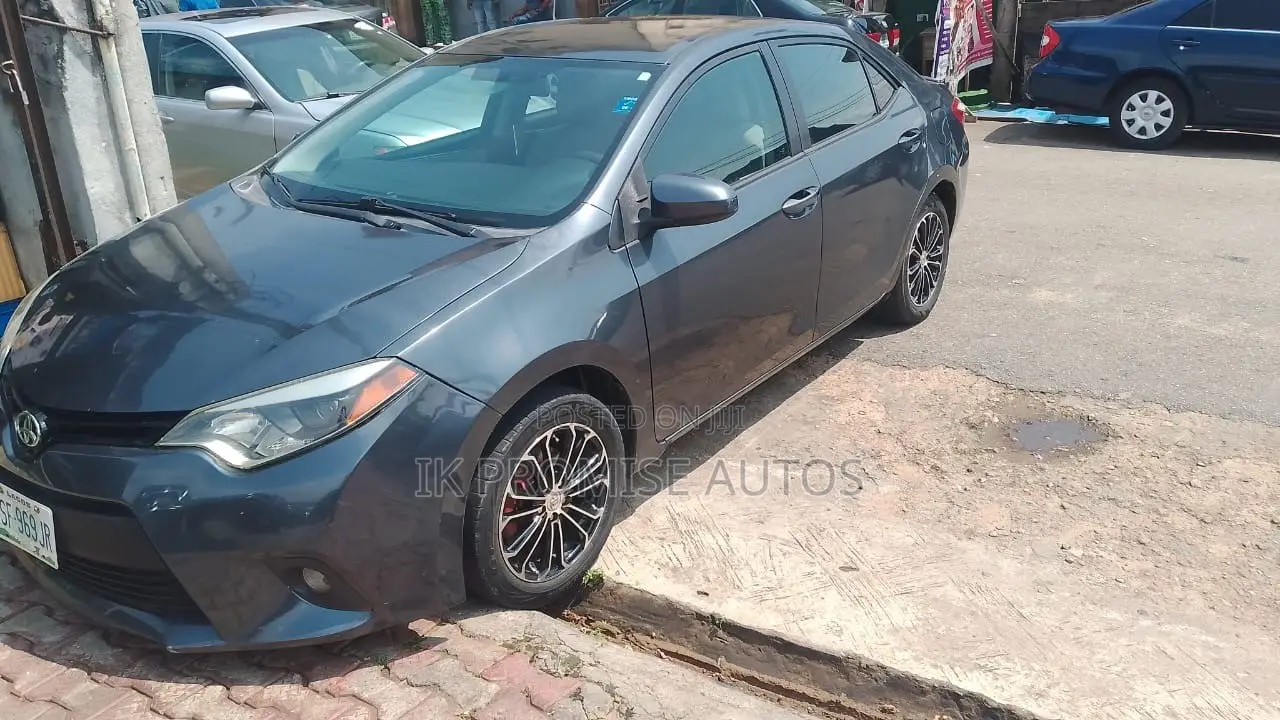 Toyota Corolla 2014 Gray