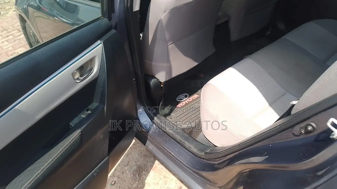 Toyota Corolla 2014 Gray