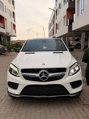 Mercedes-Benz GLE-Class 2016 White