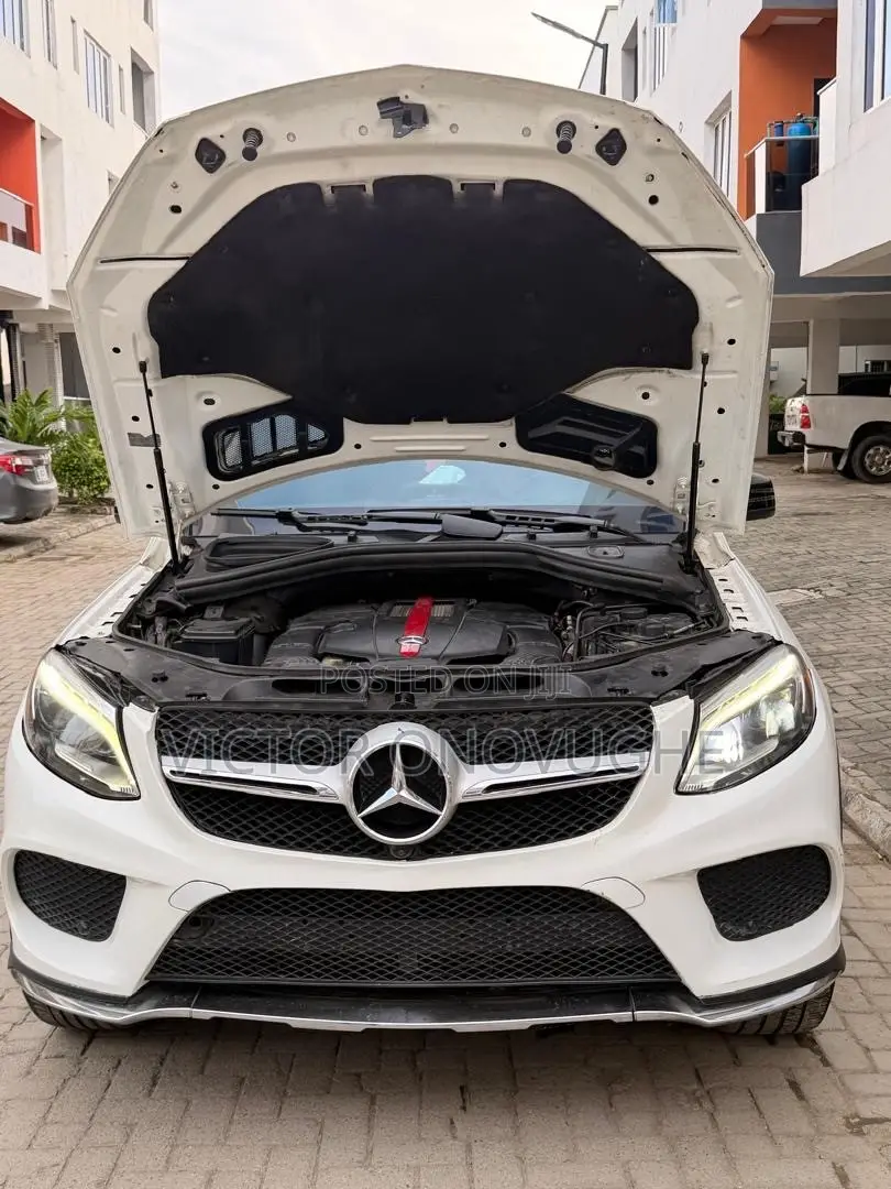Mercedes-Benz GLE-Class 2016 White