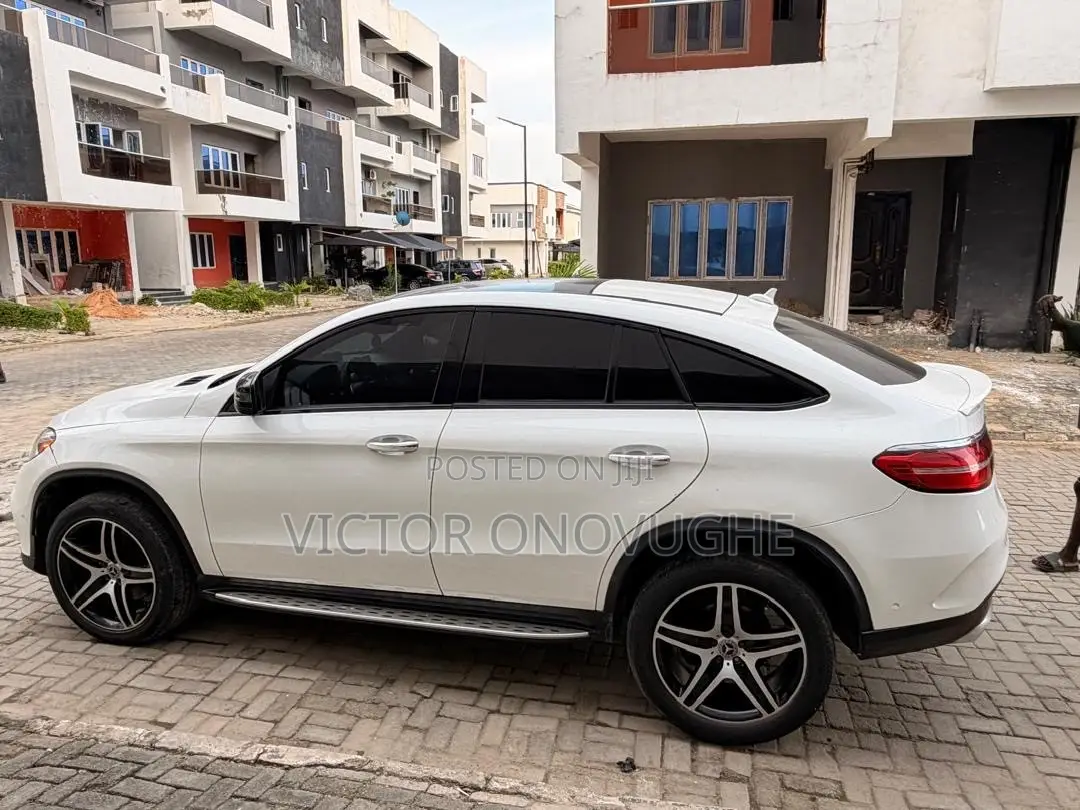 Mercedes-Benz GLE-Class 2016 White