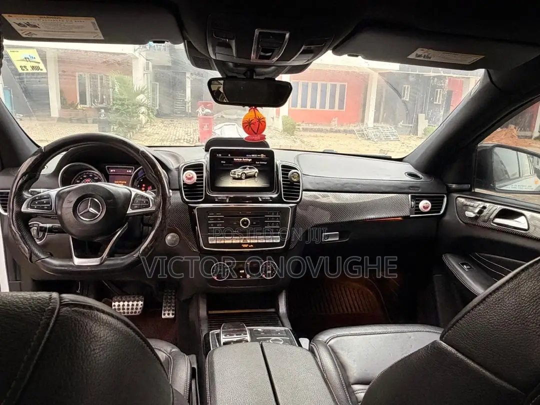 Mercedes-Benz GLE-Class 2016 White