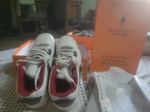 Brand New Classic High-Top Retro Sneakers __ Iyanipaja