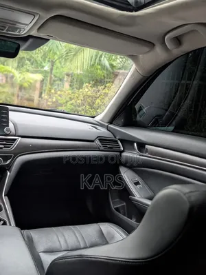 Honda Accord 2018 White