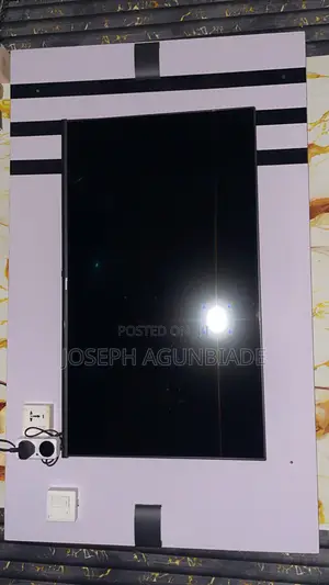 4 Months Newly Used 43 Inches Hissense Smart TV
