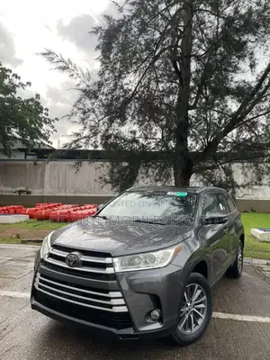 Toyota Highlander 2018 Gray