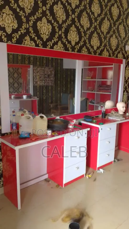 Barbing Equipments