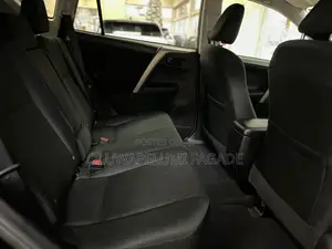 Toyota RAV4 LE 4dr SUV AWD (2.5L 4cyl 6A) 2018 Black
