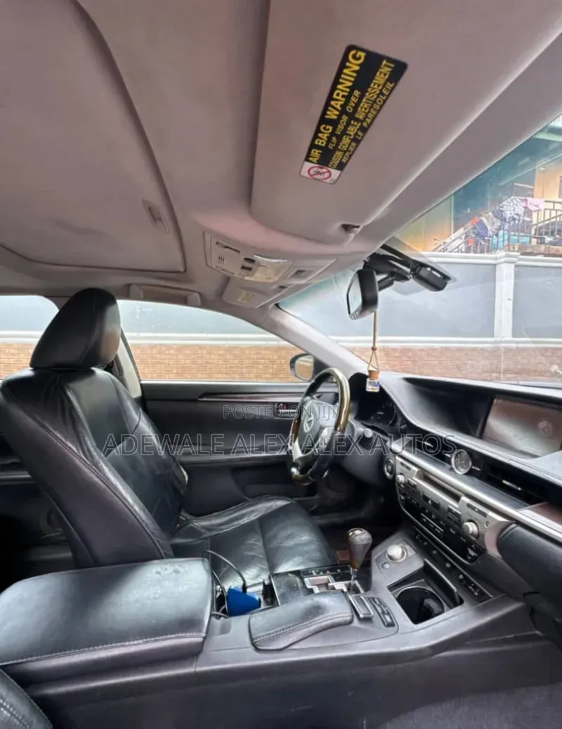 Lexus ES 2014 Black