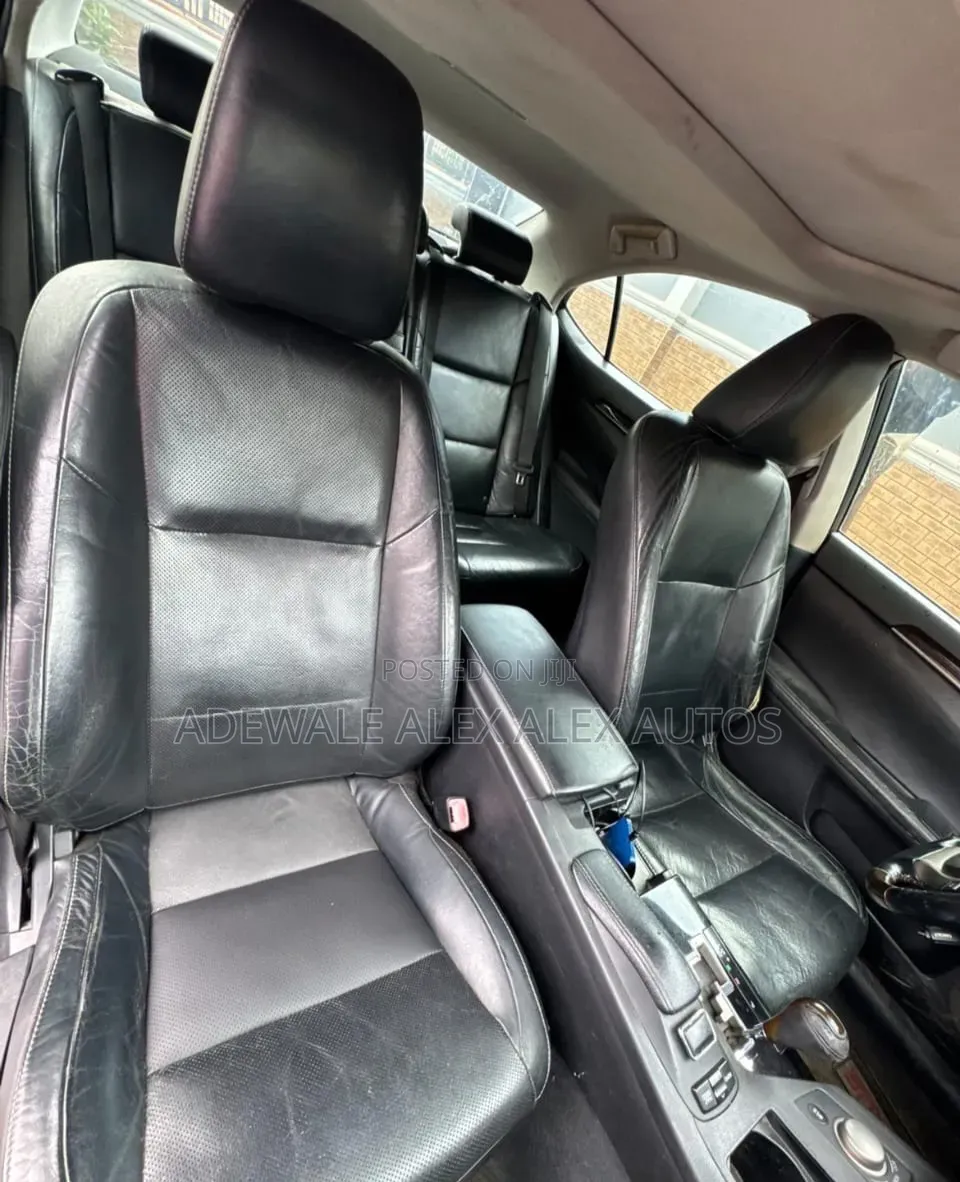 Lexus ES 2014 Black