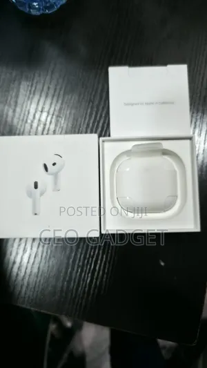 AirPods 4 ANC