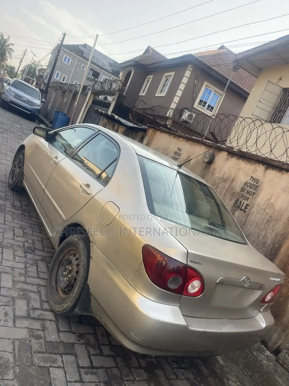 Toyota Corolla 2004 Gold