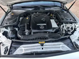 Mercedes-Benz C300 2016 White
