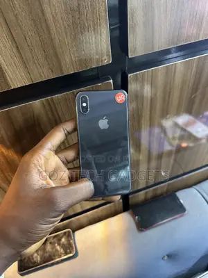 Apple iPhone X 64 GB Black