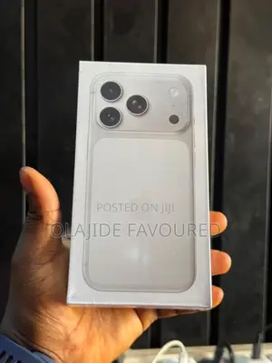 New Apple iPhone 17 Pro 256 GB White