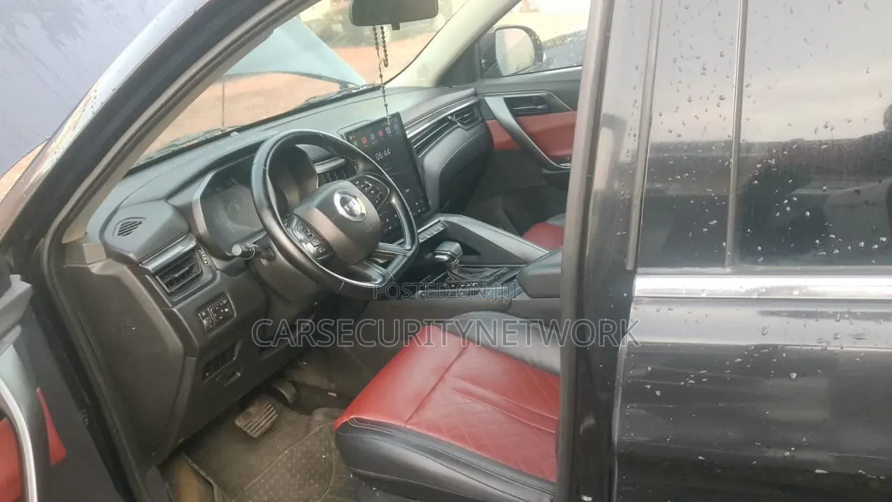 IVM G5T 2021 Black
