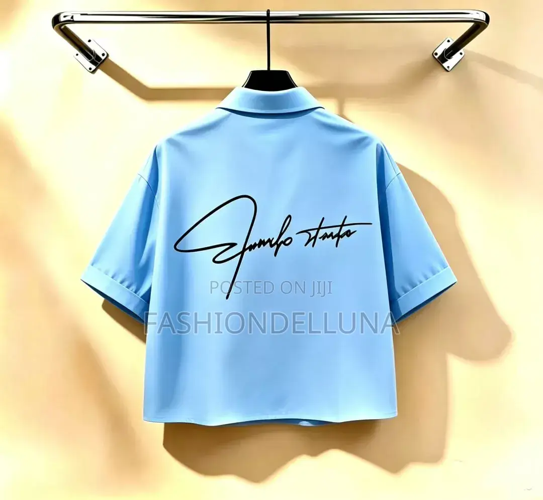 Signature Short