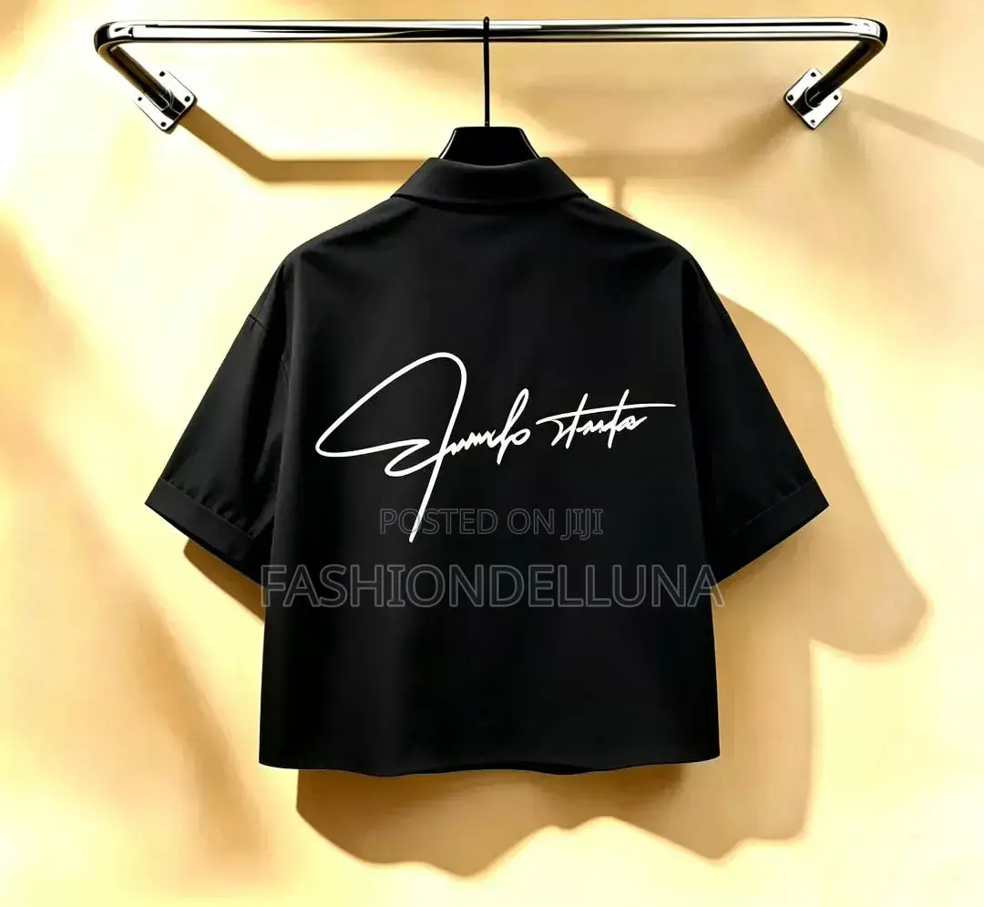 Signature Short