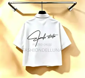 Signature Short