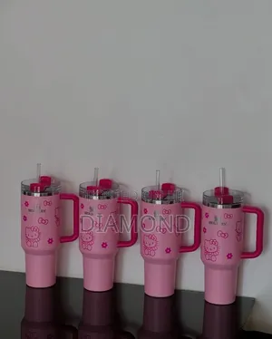 Stanley-Style Tumbler Cups With Straws – Various Colours