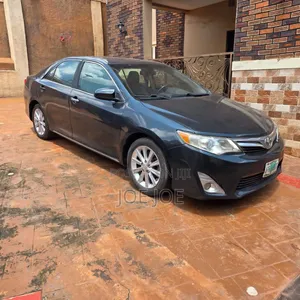 Toyota Camry 2014 Gray
