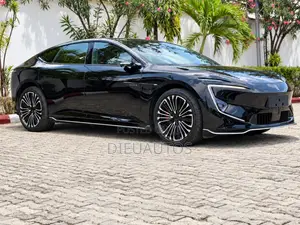 New Avatr 12 2025 Black