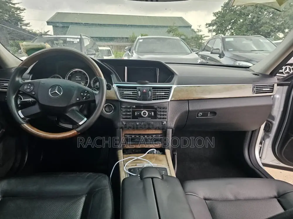 Mercedes-Benz E350 2011 Silver