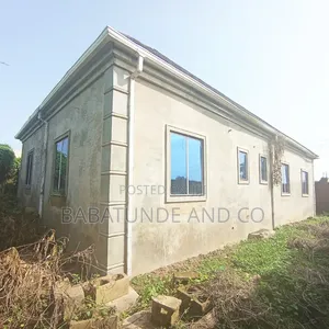 3bdrm Bungalow in Ile-Ola Estate, Ojoo for sale