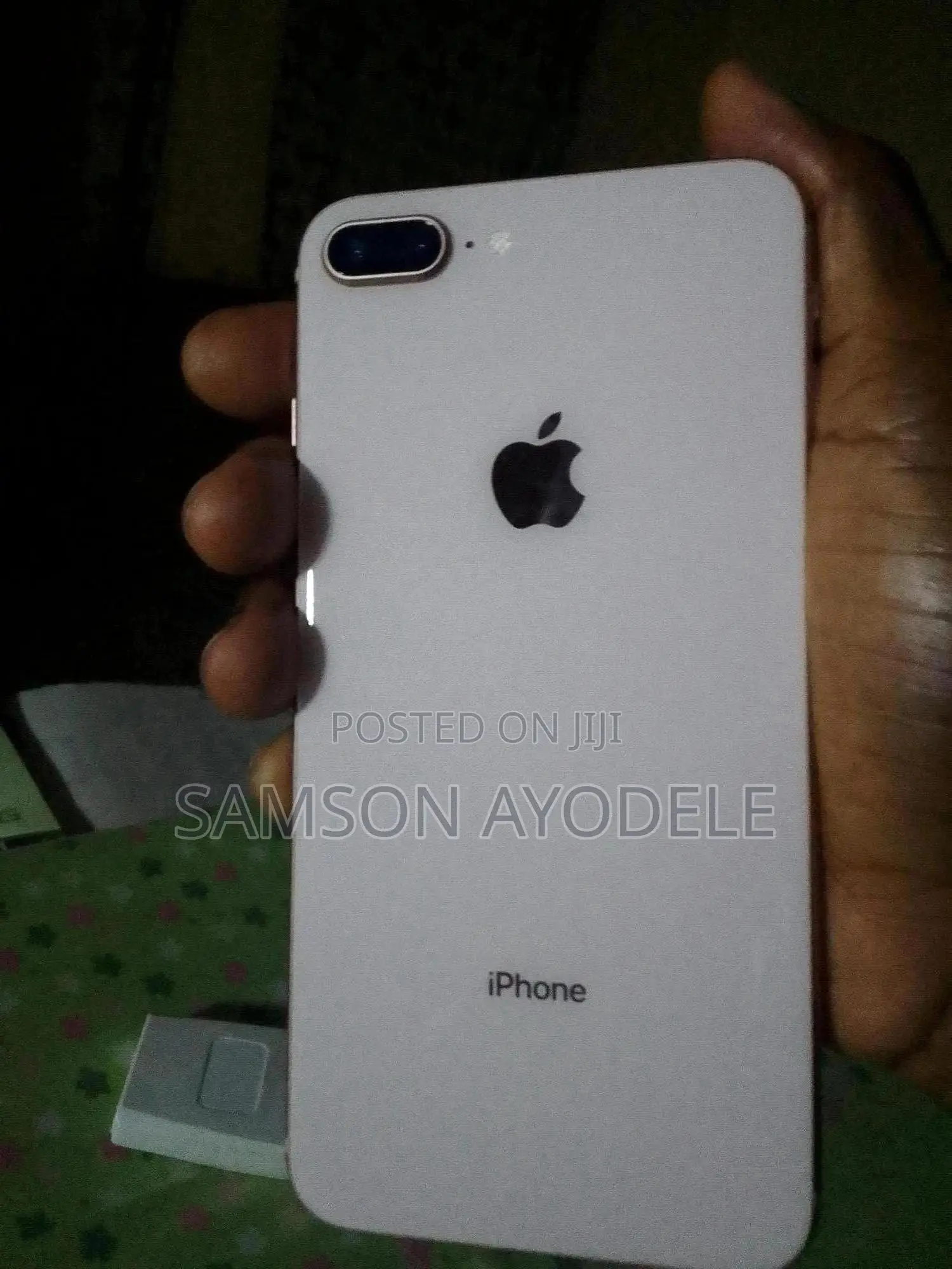 Apple iPhone 8 Plus 64 GB Gold