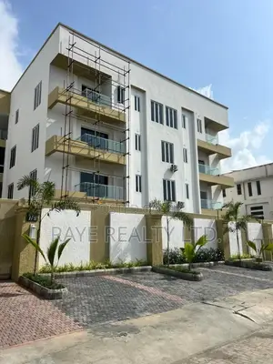 2bdrm Apartment in Lekki Phase 1 for sale