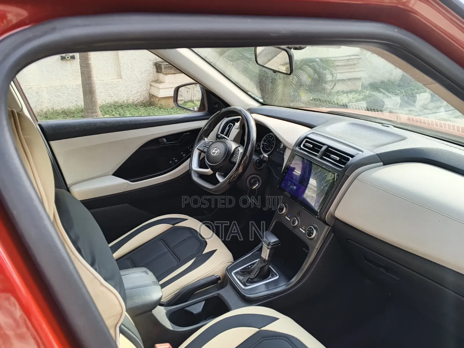 Hyundai Creta 2022 Red