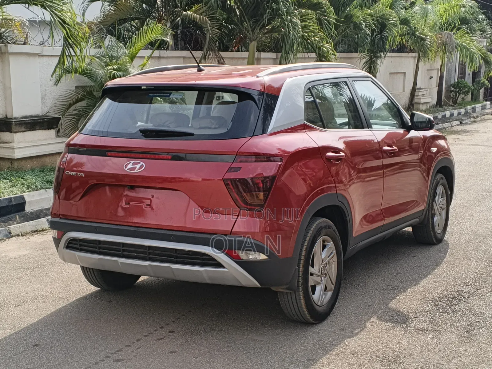 Hyundai Creta 2022 Red