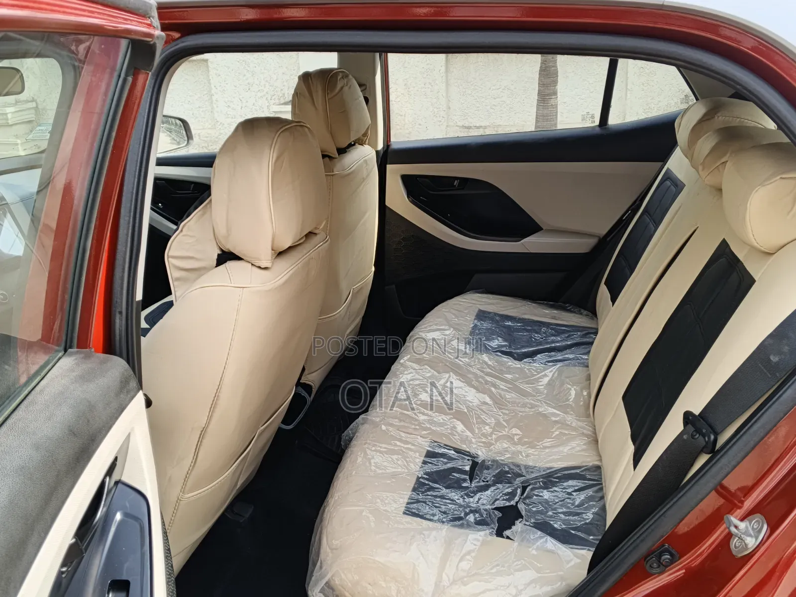 Hyundai Creta 2022 Red