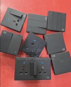 Crispo Englands Socket and Switch