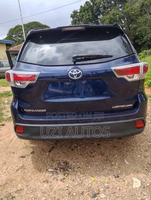 Toyota Highlander Limited 4dr SUV AWD (3.5L 6cyl 6A) 2014 Blue