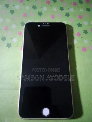 Apple iPhone 8 Plus 64 GB Gold