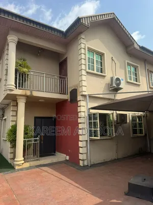 4bdrm Duplex in Omole Phase 1 for rent