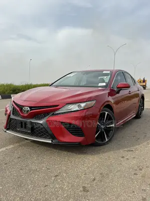 Toyota Camry 2020 Red